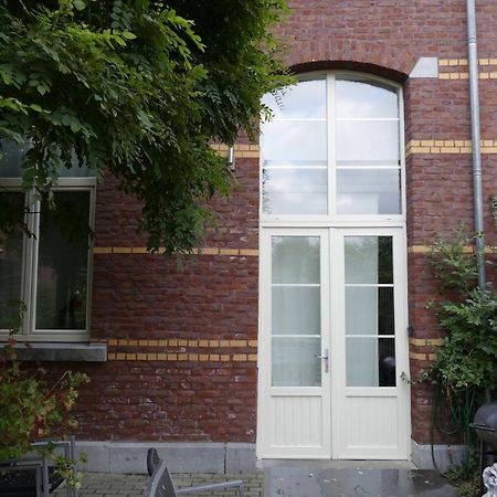 De Oude School Apartment Vise Exterior photo