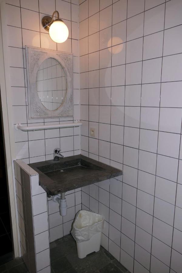De Oude School Apartment Vise Exterior photo