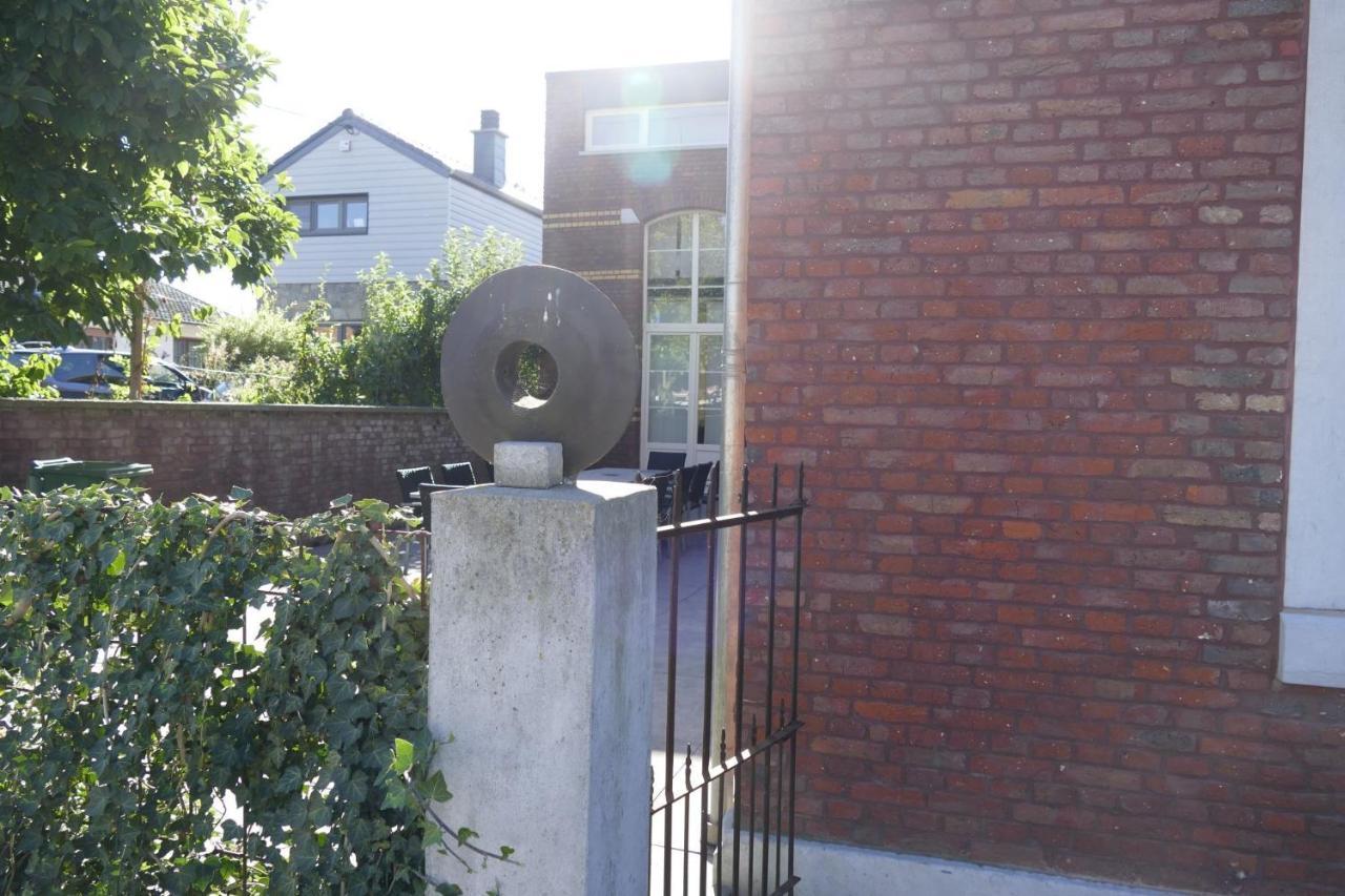 De Oude School Apartment Vise Exterior photo